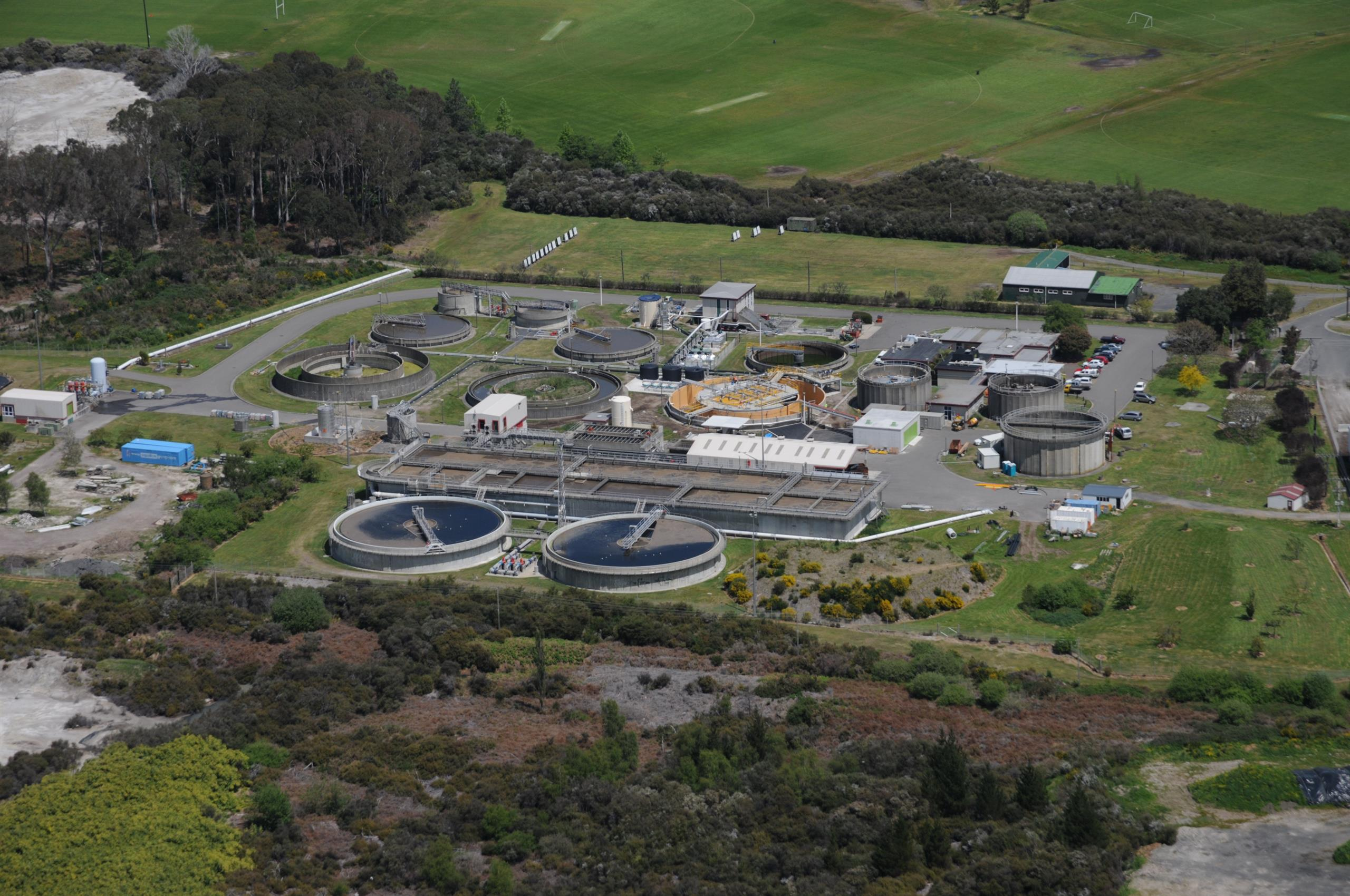 Commissioning Rotorua’s membrane bioreactor plant – providing probably the best quality wastewater discharged in New Zealand – was the result of three years collaborative work between Rotorua District Council and our water specialists AWT to optimise the 