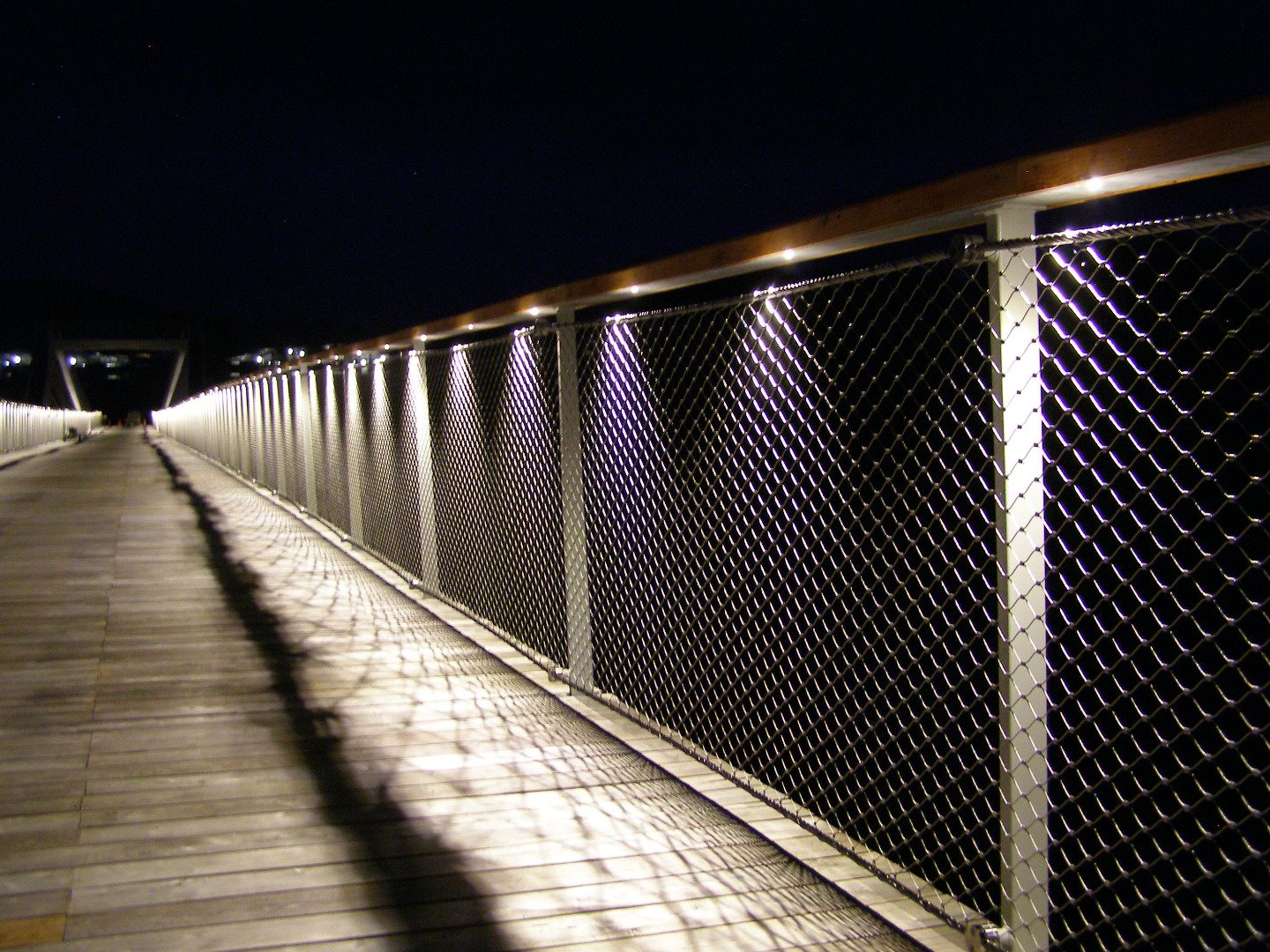 Night photo of the bridge