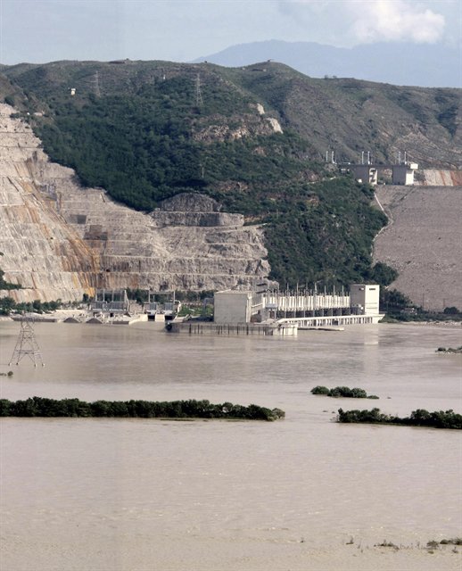 The dam 